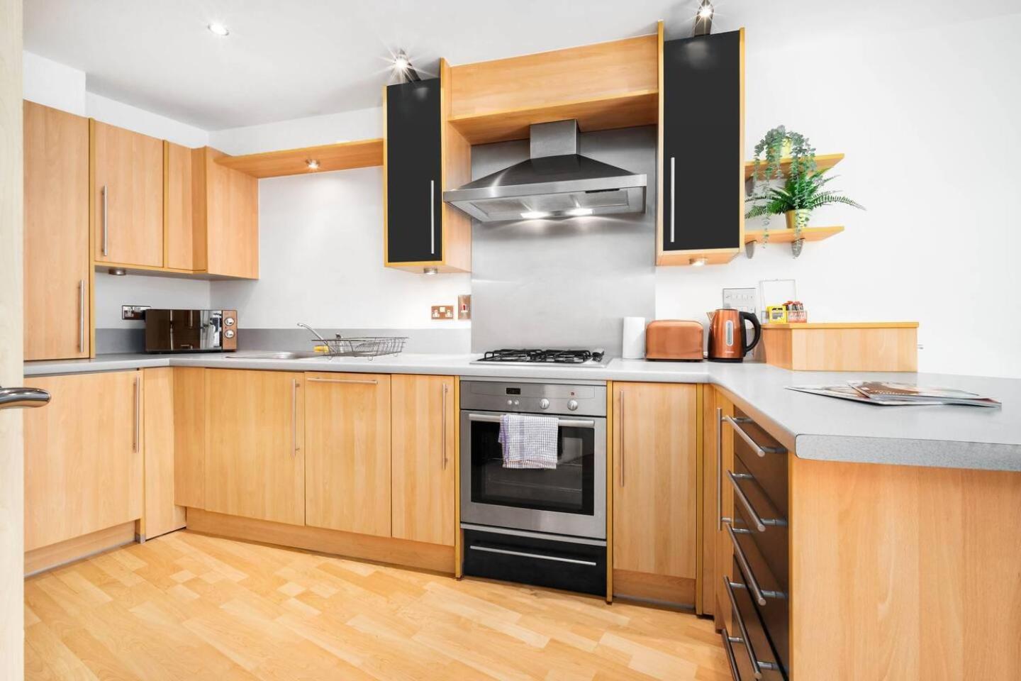 City Centre - Two Bedroom Apartment - Juliet Balcony - Secure Parking - Wifi - Smart Tv - Top Rated -33S Birmingham Ngoại thất bức ảnh
